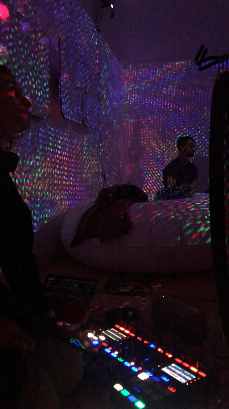 Immersive session installation photograph